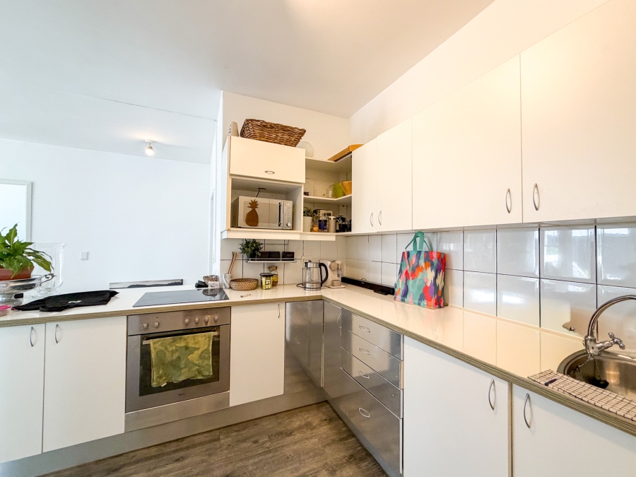 1 Bedroom Property for Sale in Oranjezicht Western Cape